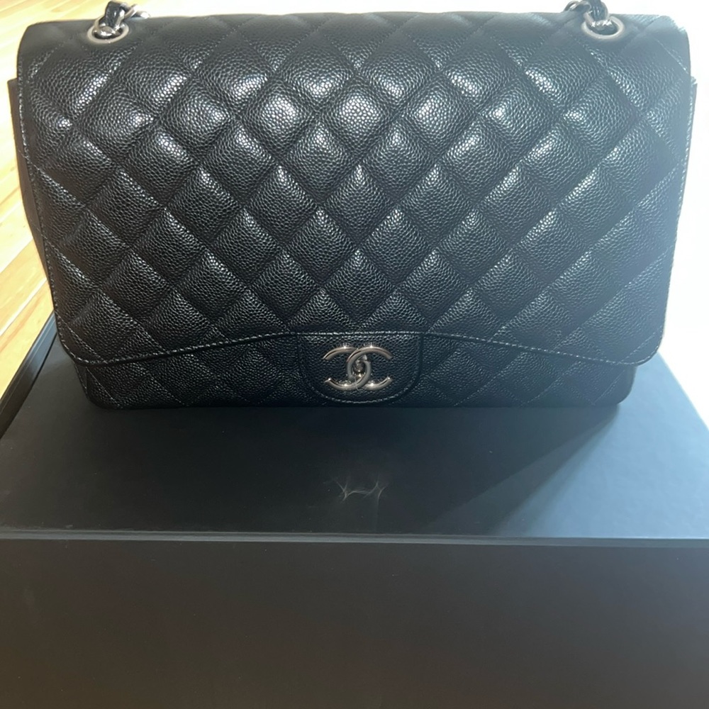 Maxi caviar chanel bag